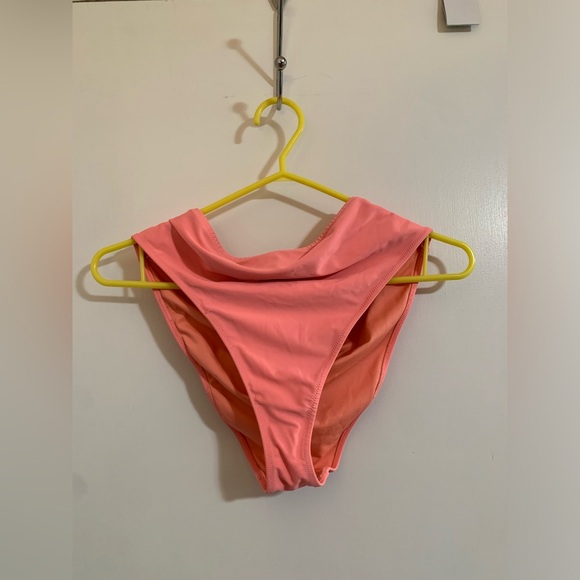 Pink swim suit bottoms - Picture 1 of 2